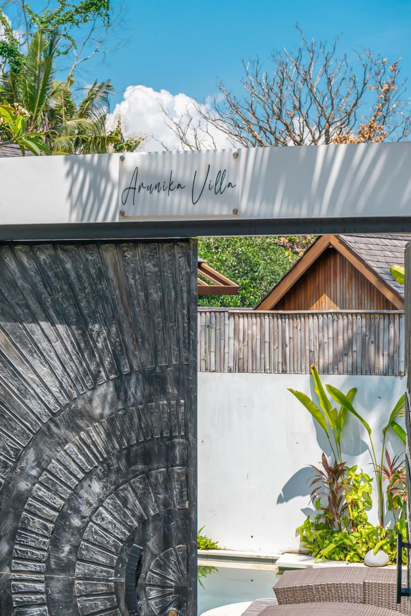 Villa Arunika - Stylish Tropical 2Br Villa Close To Nyanyi Beach! Selemadeg Екстериор снимка